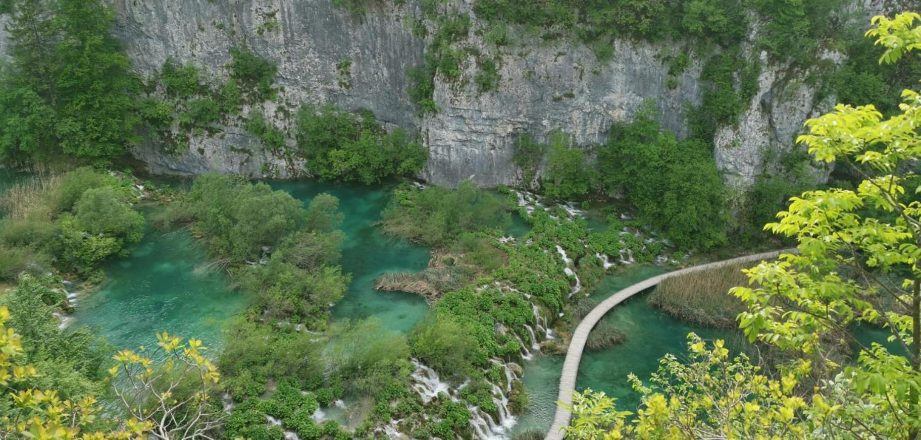 スモーヤナクPlitvice Zgアパートメント エクステリア 写真