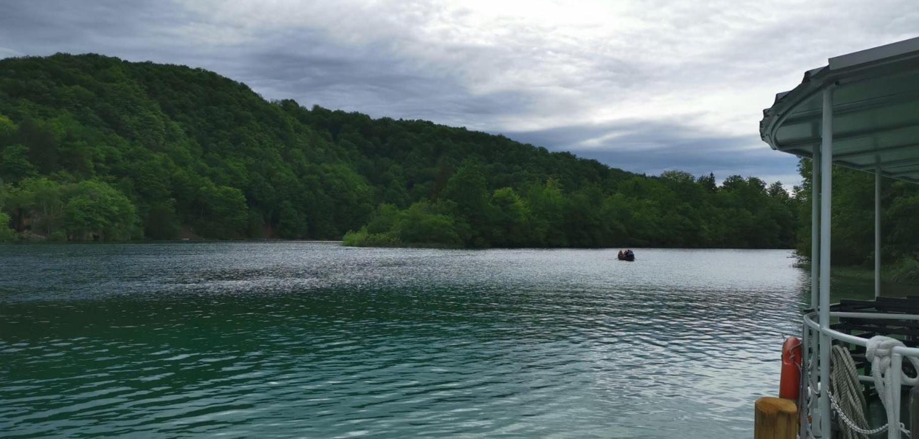 スモーヤナクPlitvice Zgアパートメント エクステリア 写真