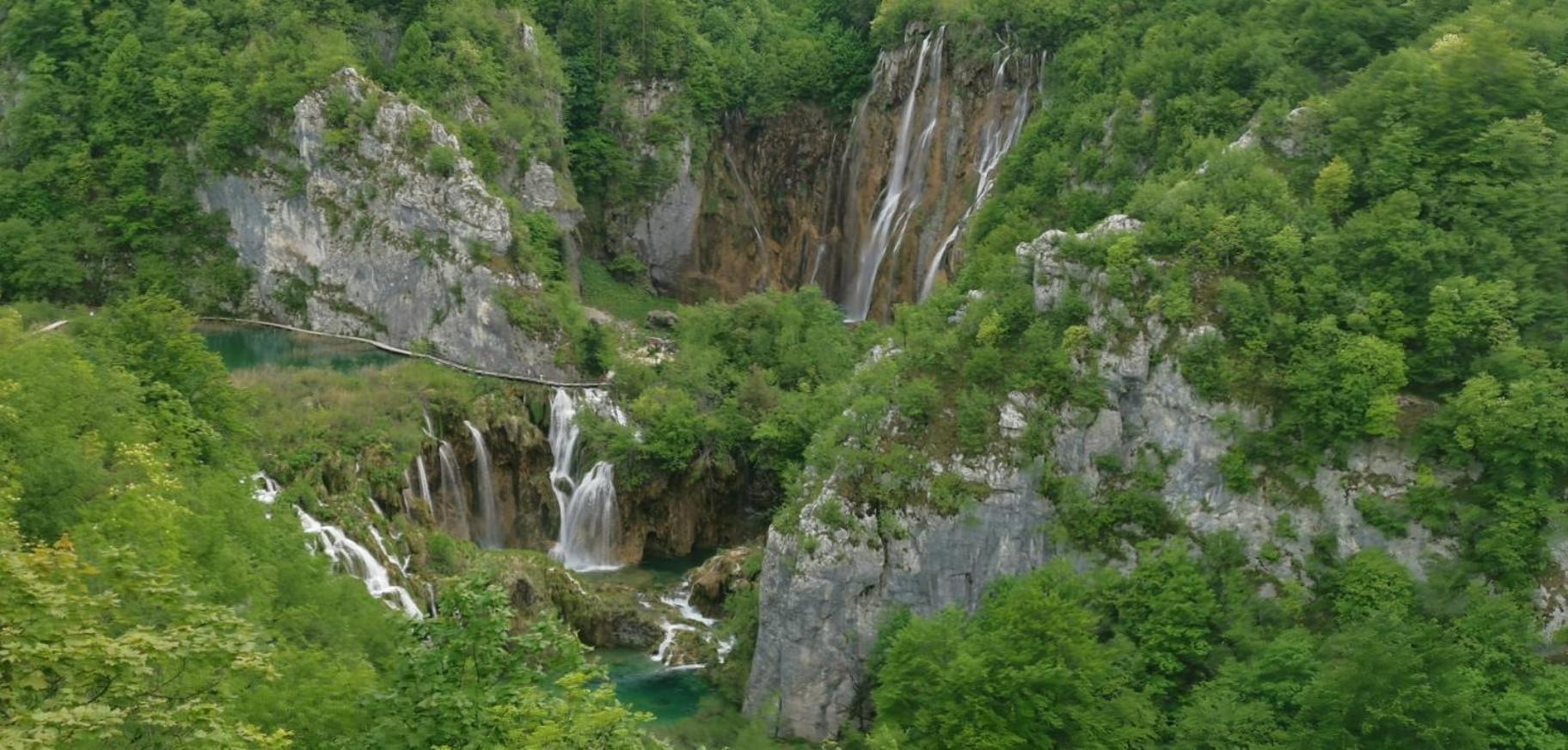 スモーヤナクPlitvice Zgアパートメント エクステリア 写真